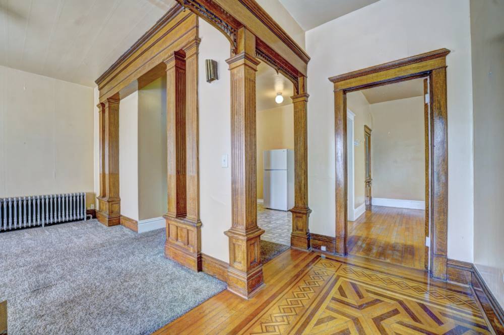 Professional picture of rental