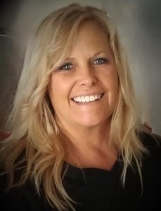 Lori Dearth, Broker Associate and REALTOR®